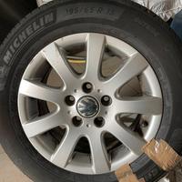 Gomme e cerchi in lega