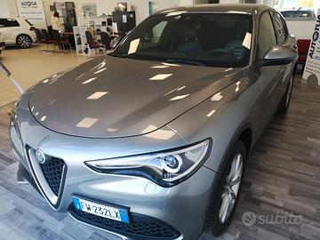 Alfa Romeo Stelvio 2.2 Turbodiesel 210 CV AT8 Q4 B