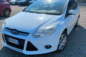 Ford focus 1.6 sw  del 2015