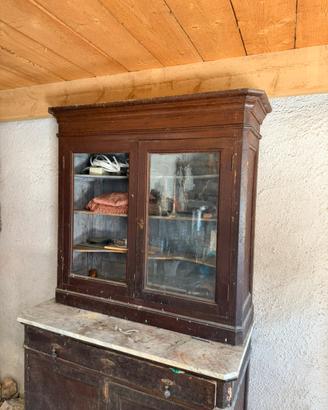 Credenza