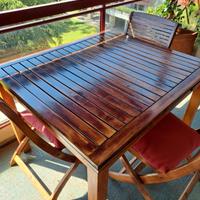 tavolo in legno da esterno