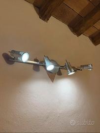 Lampada a 4 faretti orientabili