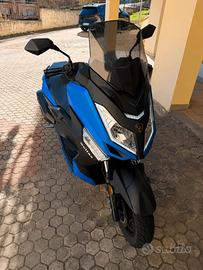SCOOTER 125