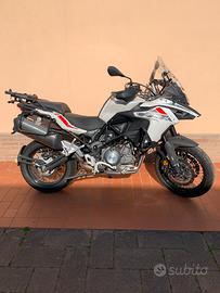 Benelli TRK 502X