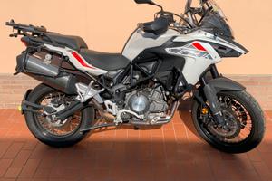 Benelli TRK 502X