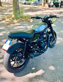 Royal Enfield HNTR 2023 perfetta