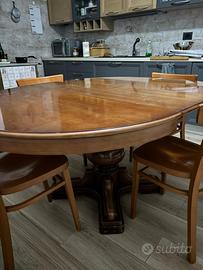 Tavolo rotondo in legno + 4 sedie
