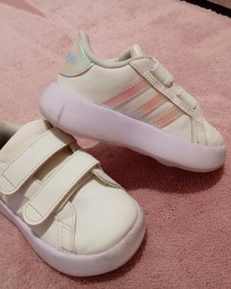 Scarpe bambina numeri 24-25
