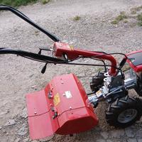 Motocoltivatore Honda.