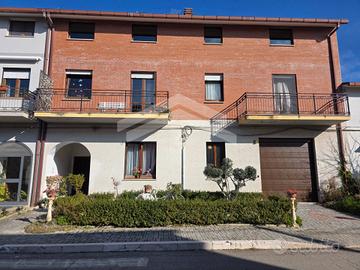 Casa indipendente - Castelbottaccio