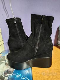 Stivaletti Nuovi mai messi n*38 e mezzo