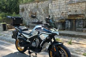 Cf moto 800mt explore 