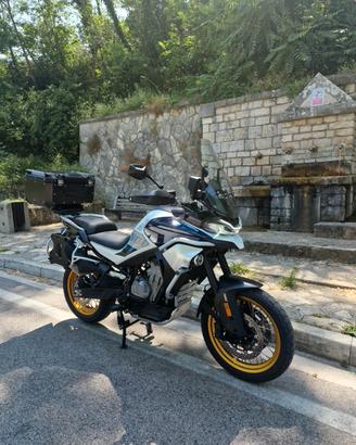Cf moto 800mt explore 