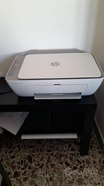 Stampante HP DeskJet 2720e