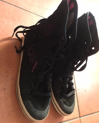 Scarpe Adidas comenuove 36/ prezzo trattabile
