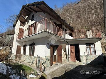 CASA INDIPENDENTE A VIÙ