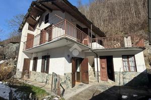 CASA INDIPENDENTE A VIÙ