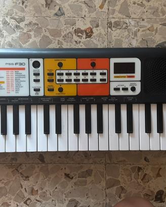 Tastiera elettronica YAMAHA PSS-F30