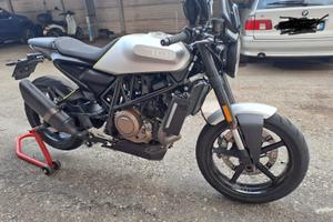 Husqvarna 701 vitpilen