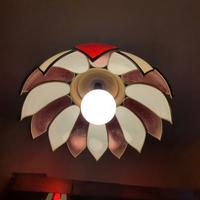 Lampadario in vetro saldato a piombo