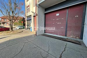 LOCALE COMMERCIALE VIA COLOMBO 2/1, PIOSSASCO