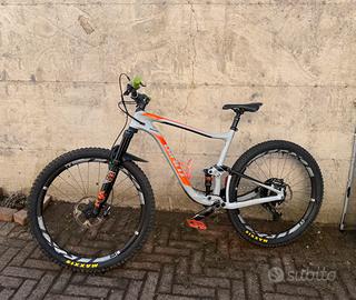 Giant Anthem Advanced 1 2018