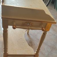 
Toilette camera da letto

Avorio e oro

