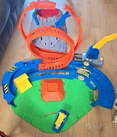 Pista hot wheels vulcano