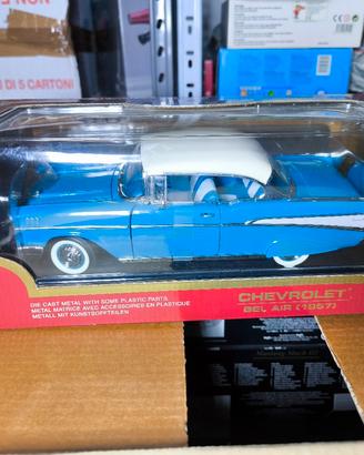 Automodello Chevrolet Bel Air 1957 ROAD LEGENDS