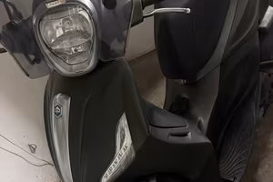 Beverly 300s
