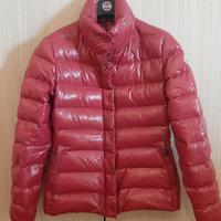 Piumino Moncler colore fragola
