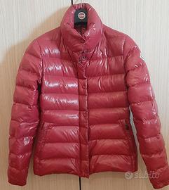 Piumino Moncler colore fragola