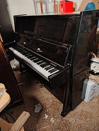 Pianoforte verticale Cherny 