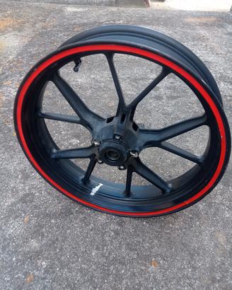 Cerchio anteriore Ducati Hypermotard 