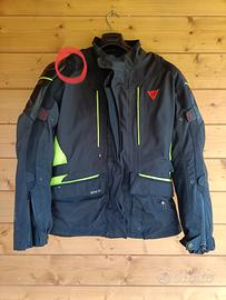 giacca e pantaloni dainese