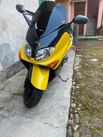 Tmax 500 2001