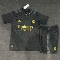 Maglia e pantaloncino da calcio, Real Madrid
