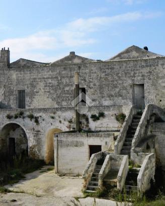CASA DI CORTE A BRINDISI