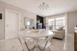 Appartamento di 127 m² con 3 locali e box auto a S