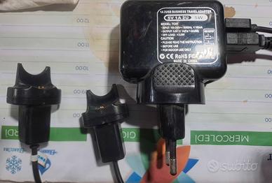 caricabatteria e cavi pedali Favero Assioma 