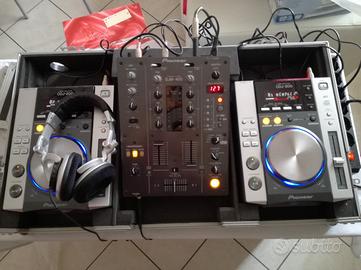 Consolle professionale per DJ