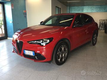 Alfa Romeo Stelvio 2.2 Turbodiesel 160 CV AT8 RWD 