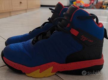 Scarpe da basket numero 32