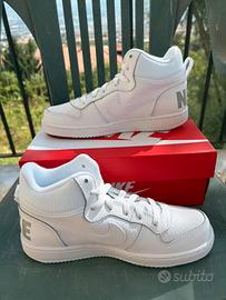 Nike Court Borough Mid