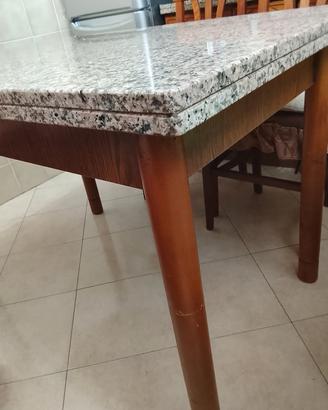 tavolo in marmo con base in legno 