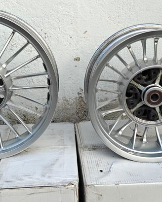 Coppia cerchi Moto Guzzi California 1400