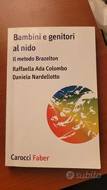 Bambini e genitori al nido Colombo e Nardellotto