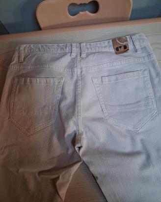 pantaloni jens