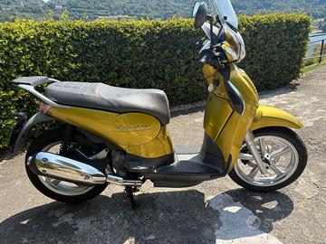 Scooter Scarabeo 125 i.e.