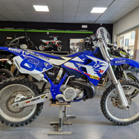 Yamaha YZ 250 (2 tempi)